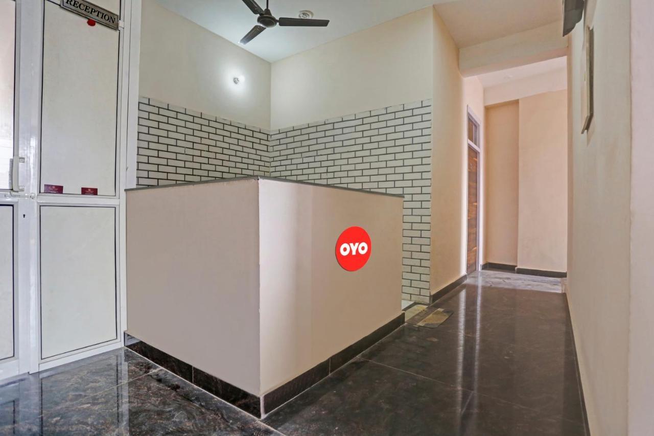 Hotel O Arya Residency 古尔冈 外观 照片
